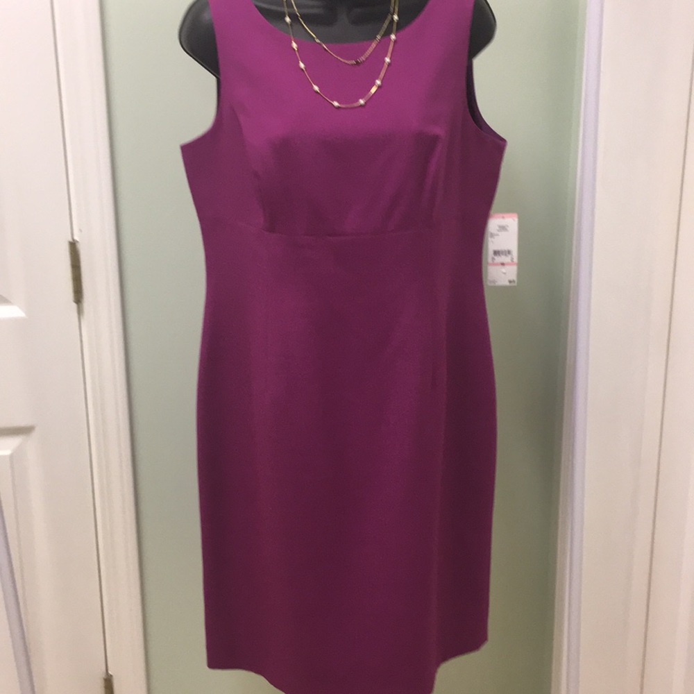 NWT- Le Suit dress